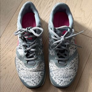 Nike Gray and Pink Women's Athletic Shoes